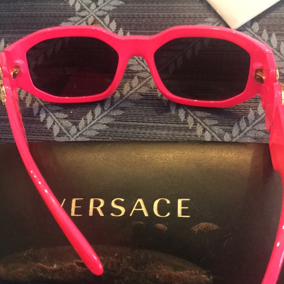 Versace Sunglasses - Picture 3 of 8